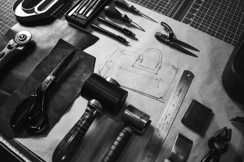 Joe working in his atelier, photographed by Dani Cruz Photography