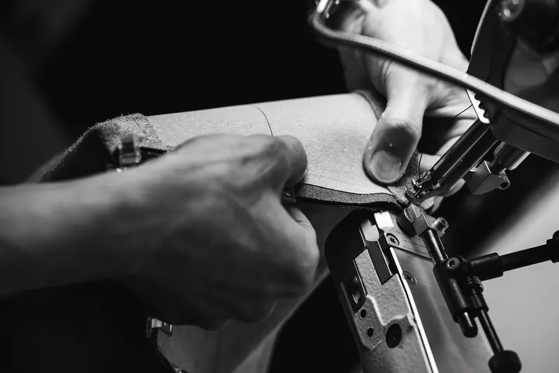 Joe working in his atelier, photographed by Dani Cruz Photography