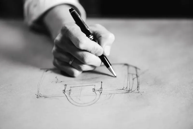 Joe working in his atelier, photographed by Dani Cruz Photography